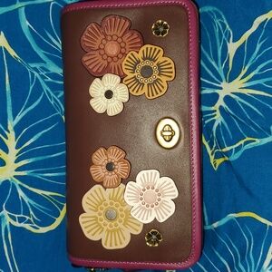 Coach Colorblock Dinky with Tea Roses